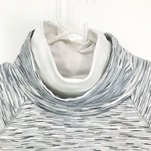 Spyder Active Gray White Marled Heather Print Turtleneck Activewear Pullover - Picture 6 of 16
